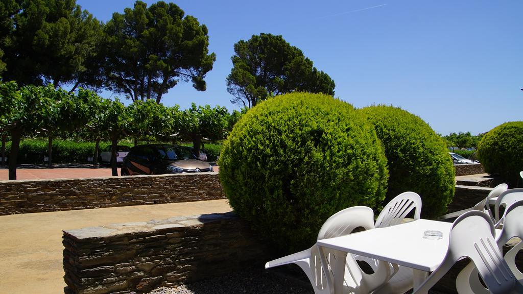 Hotel Calina Cadaqués Exterior photo